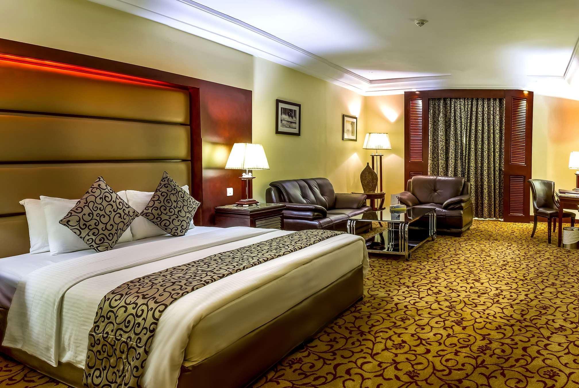 Days Inn Hotel & Suites Amman Eksteriør billede