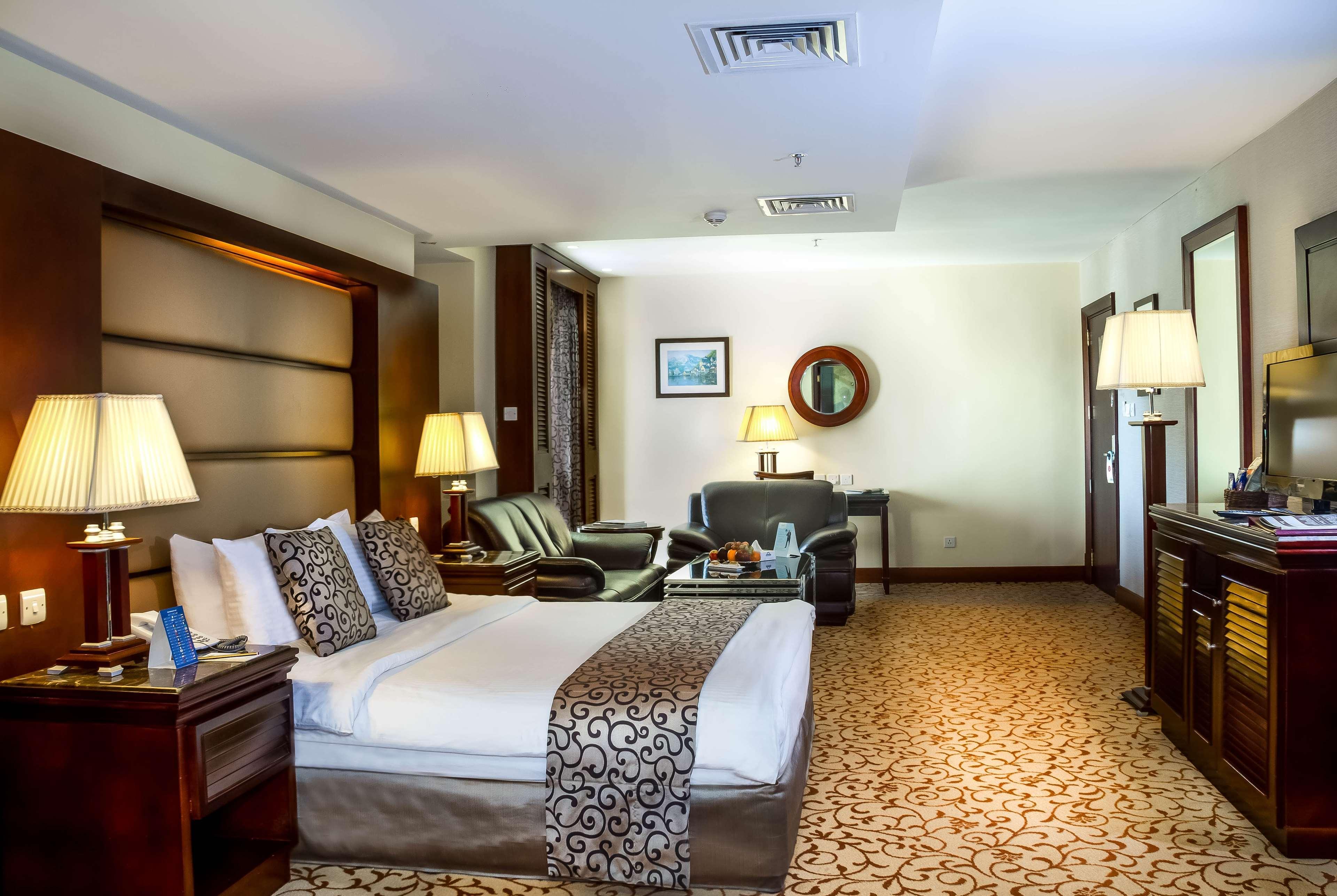 Days Inn Hotel & Suites Amman Eksteriør billede