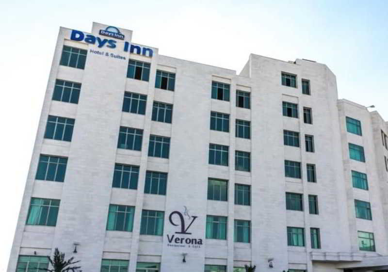Days Inn Hotel & Suites Amman Eksteriør billede