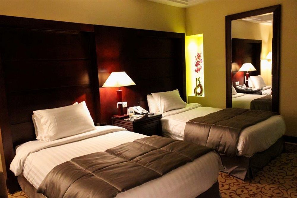 Days Inn Hotel & Suites Amman Eksteriør billede