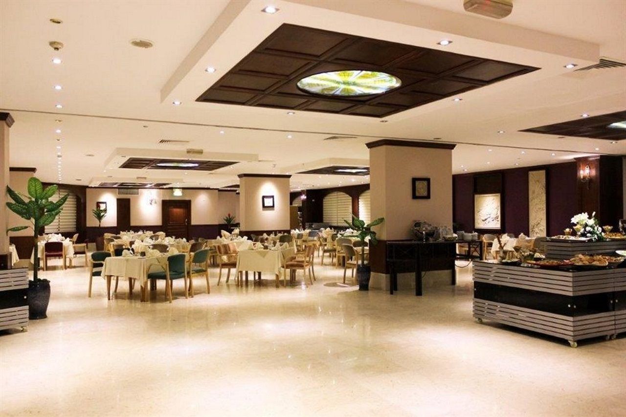 Days Inn Hotel & Suites Amman Eksteriør billede