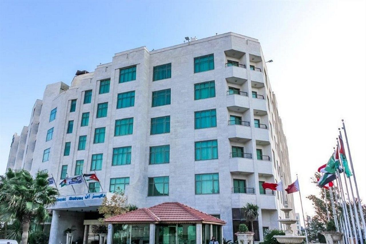 Days Inn Hotel & Suites Amman Eksteriør billede